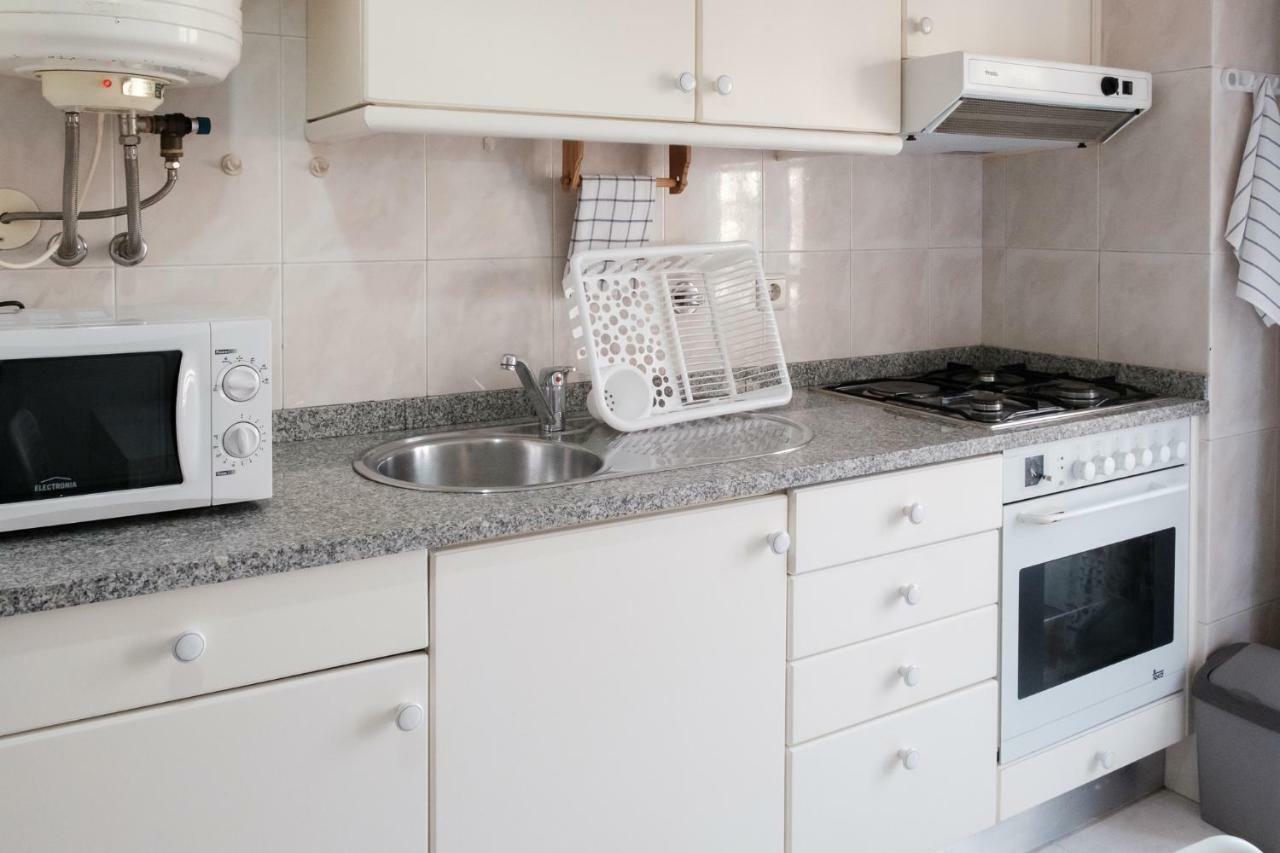 Apartment With Balcony In The Square Porto Zewnętrze zdjęcie