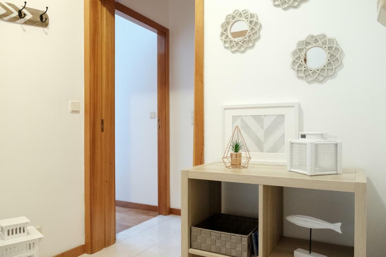 Apartment With Balcony In The Square Porto Zewnętrze zdjęcie