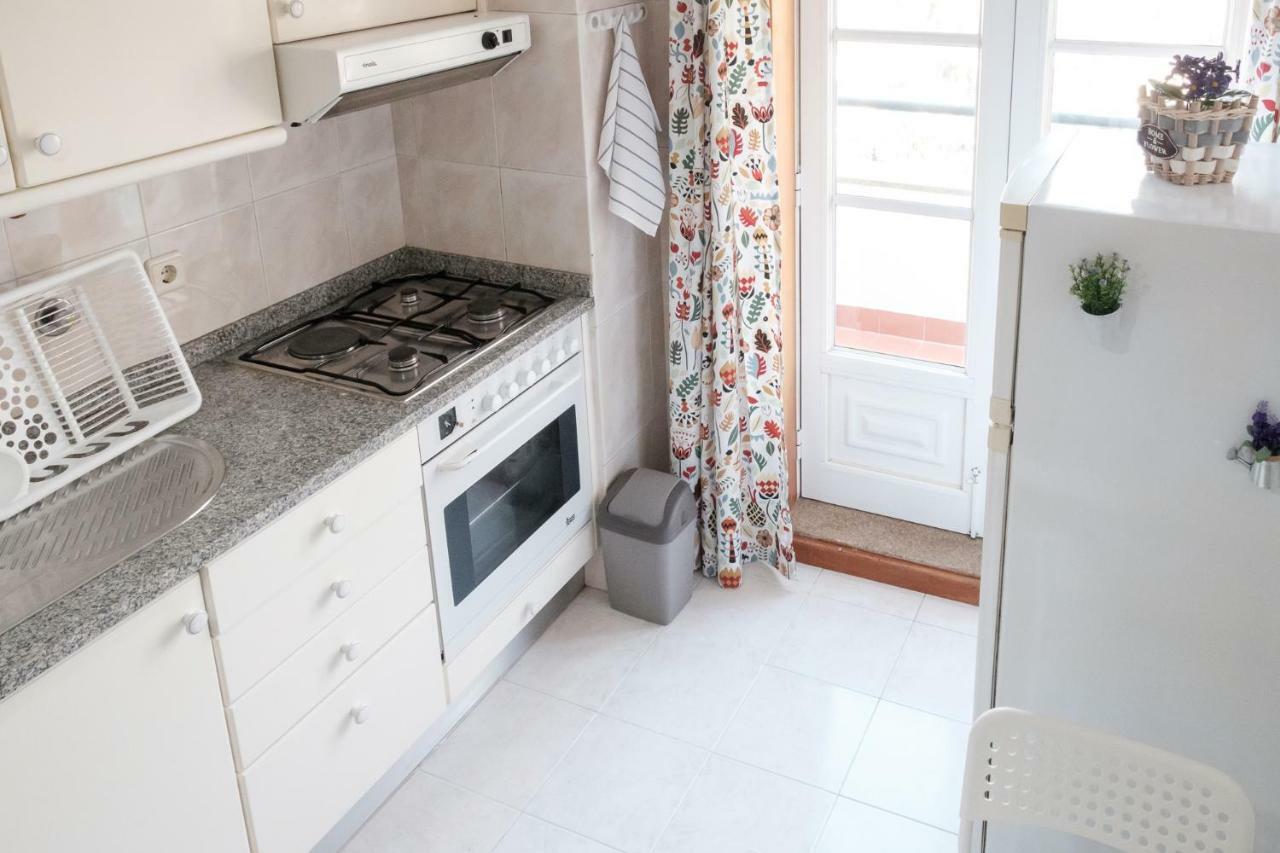 Apartment With Balcony In The Square Porto Zewnętrze zdjęcie