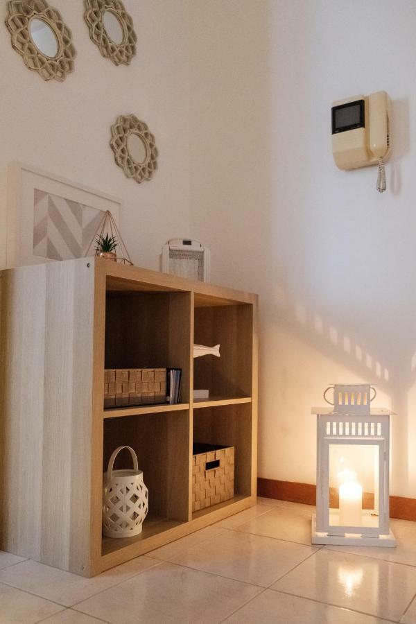 Apartment With Balcony In The Square Porto Zewnętrze zdjęcie